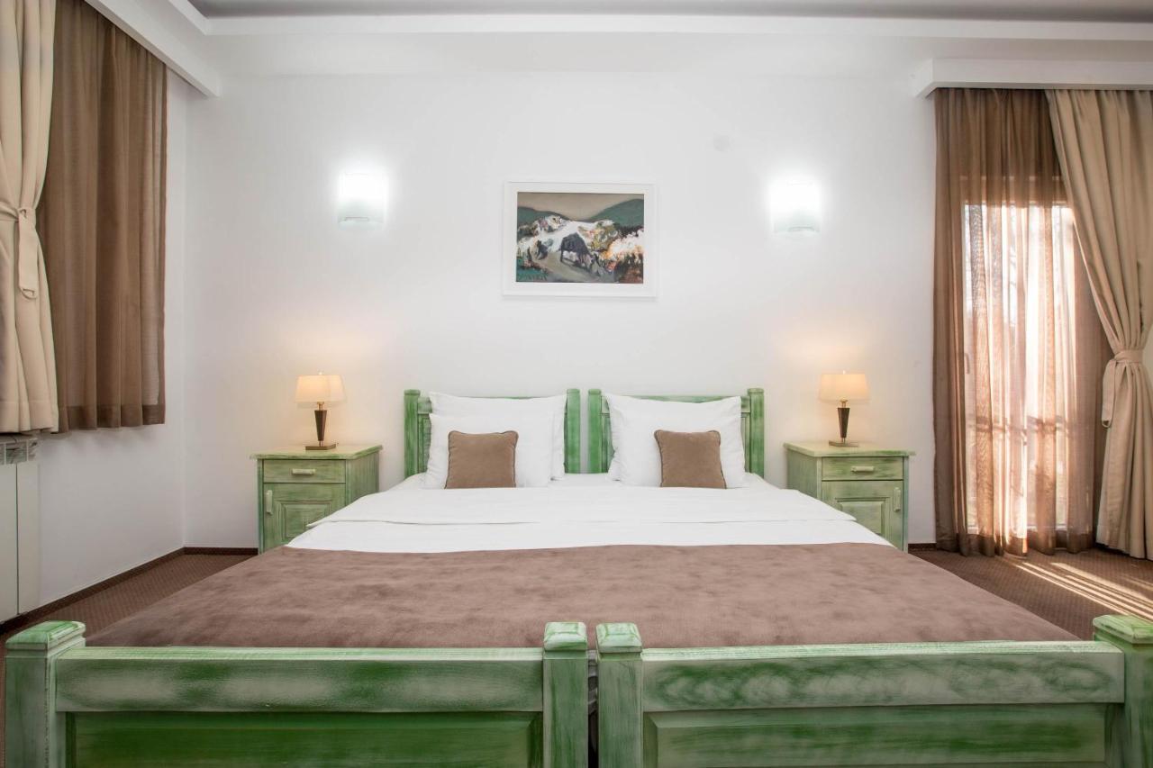 Hotel Trim Nikšić Bagian luar foto