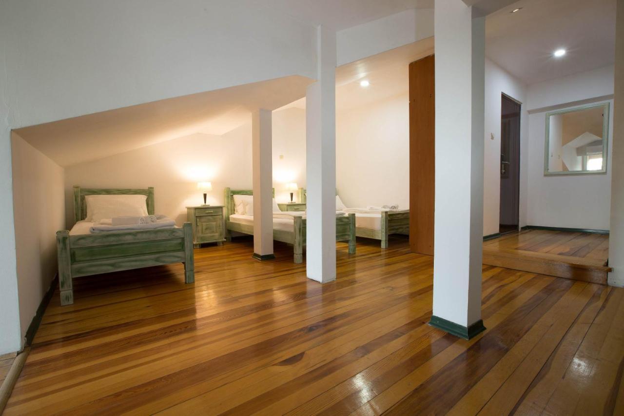 Hotel Trim Nikšić Bagian luar foto