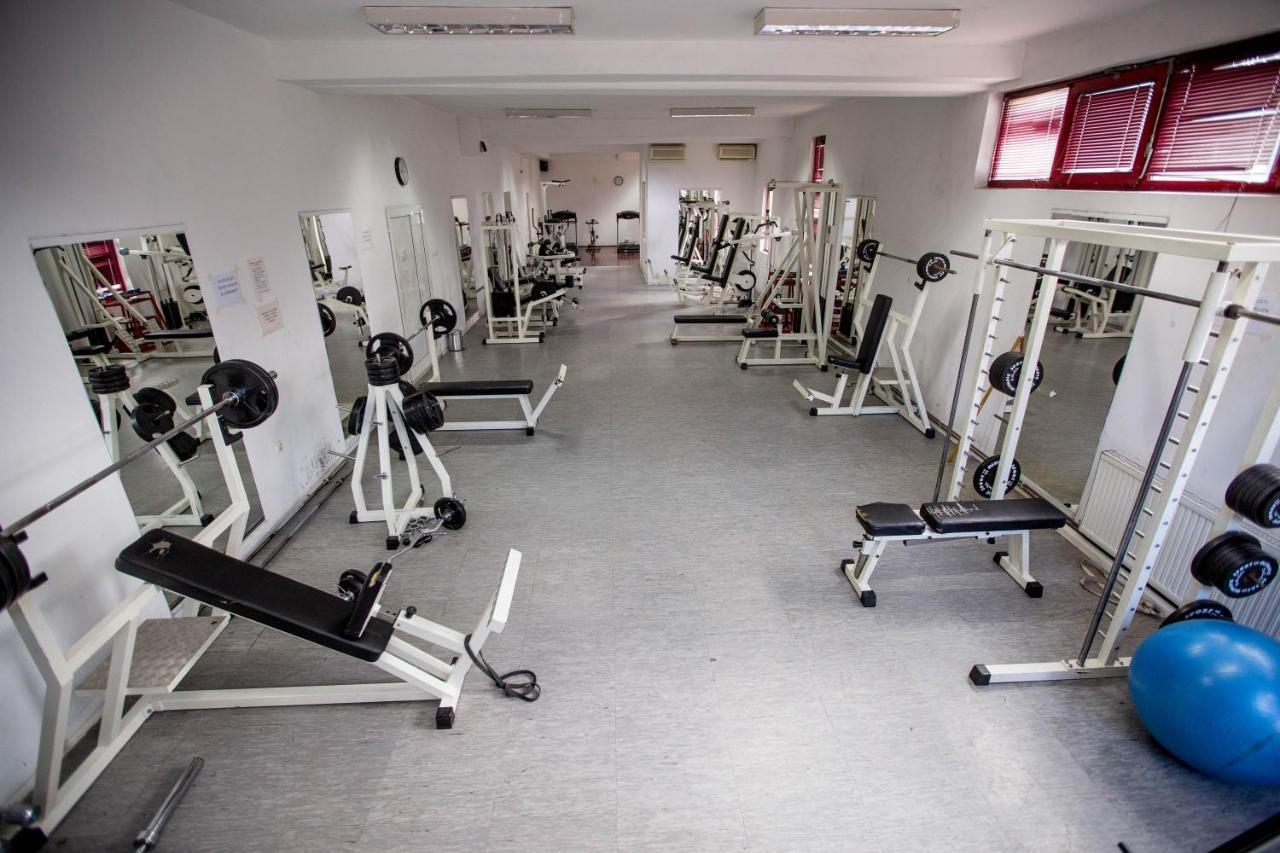 Hotel Trim Nikšić Bagian luar foto